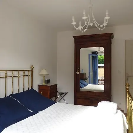 Alluro Bed & Breakfast *