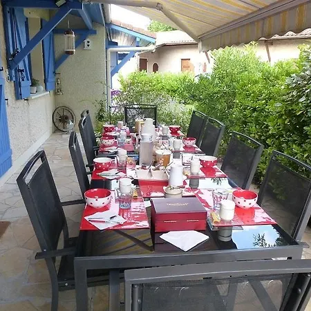 Alluro Bed & Breakfast *